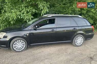 Універсал Toyota Avensis 2003 в Рівному