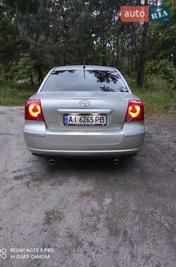 Седан Toyota Avensis 2007 в Обухові