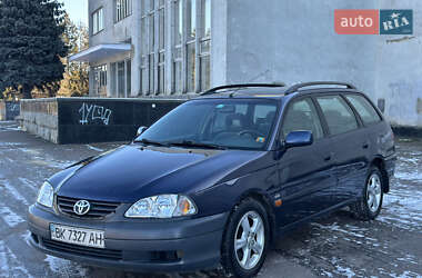 Універсал Toyota Avensis 2000 в Рівному