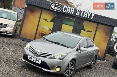 Седан Toyota Avensis 2012 в Стрию