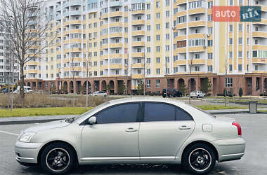 Седан Toyota Avensis 2005 в Бучі