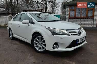 Седан Toyota Avensis 2013 в Житомире