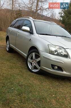 Универсал Toyota Avensis 2006 в Сколе