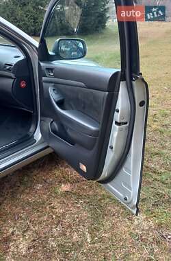 Универсал Toyota Avensis 2006 в Сколе