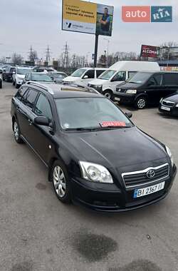 Універсал Toyota Avensis 2006 в Полтаві