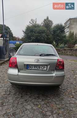 Лифтбек Toyota Avensis 2008 в Зборове