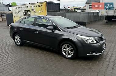 Седан Toyota Avensis 2009 в Виннице