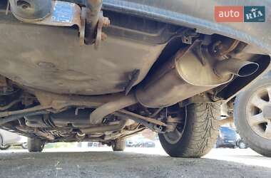 Лифтбек Toyota Avensis 2008 в Хороле