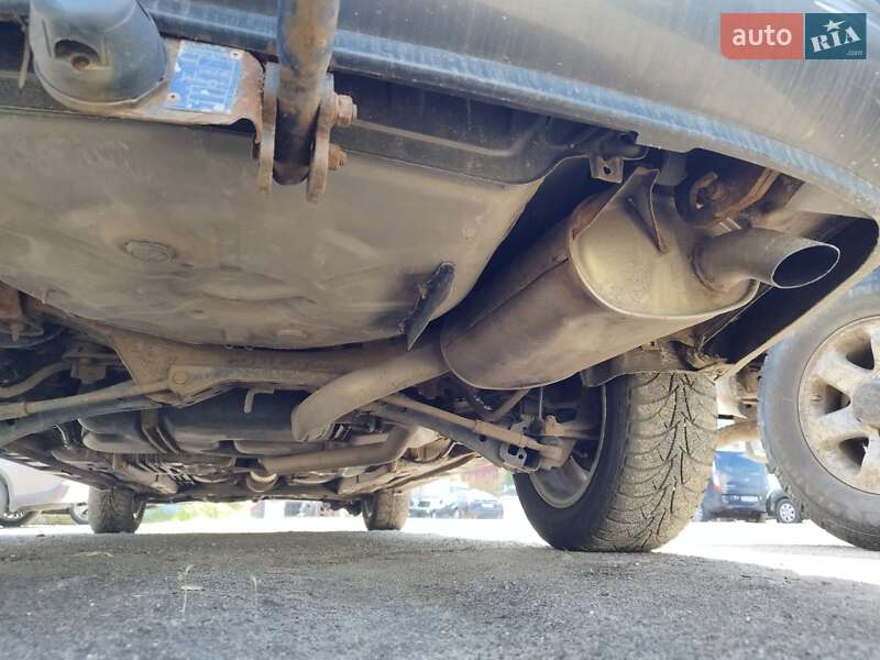 Ліфтбек Toyota Avensis 2008 в Хоролі