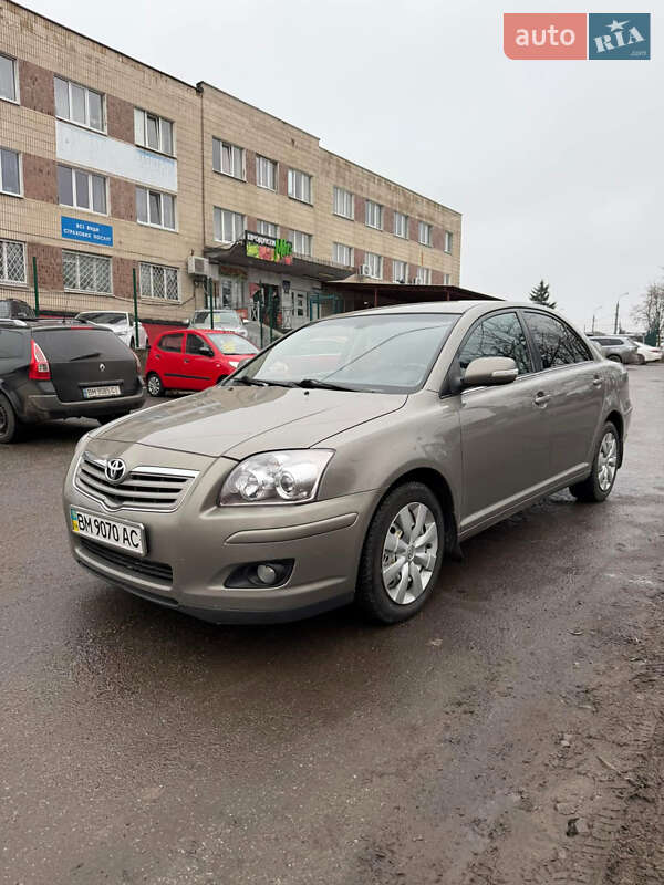 Седан Toyota Avensis 2006 в Сумах