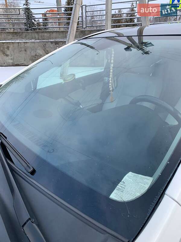 Універсал Toyota Avensis 2012 в Тернополі