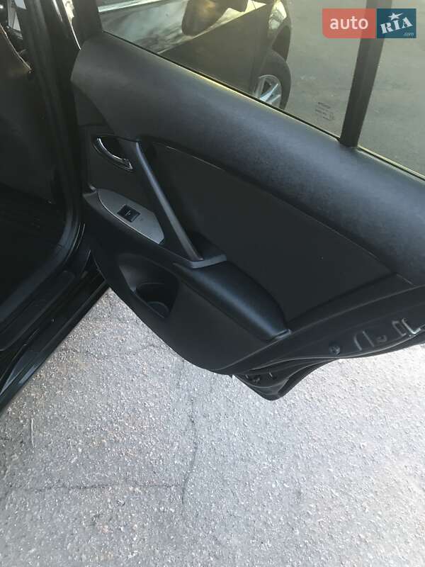 Универсал Toyota Avensis 2010 в Кременчуге