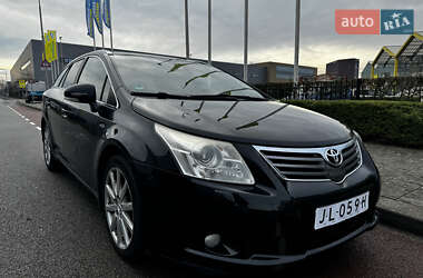 Універсал Toyota Avensis 2009 в Луцьку