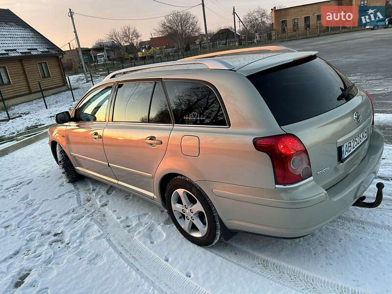 Универсал Toyota Avensis 2007 в Бершади