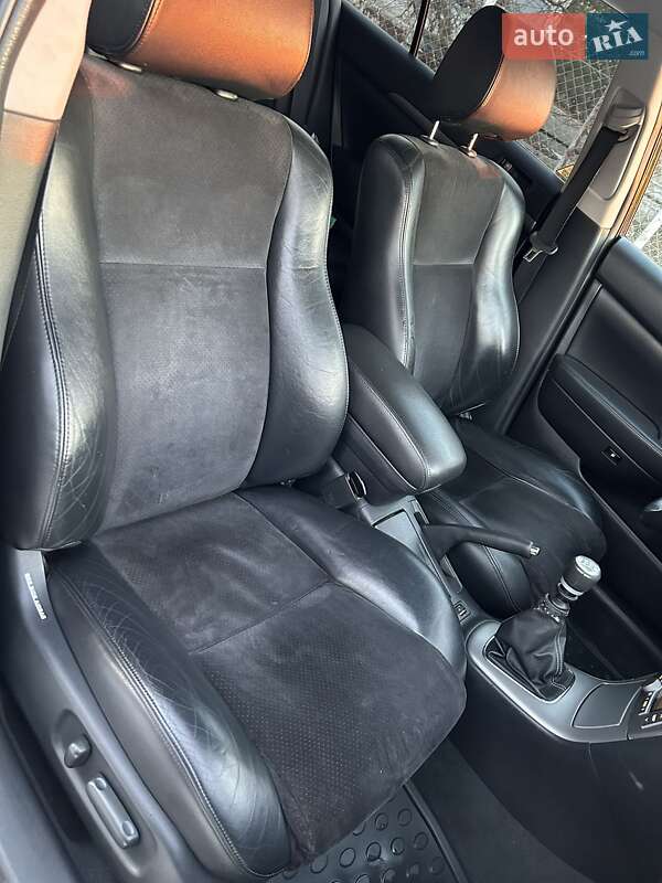 Универсал Toyota Avensis 2007 в Бершади