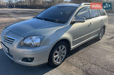 Універсал Toyota Avensis 2007 в Чернігові