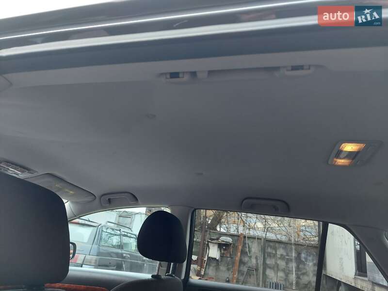 Универсал Toyota Avensis 2007 в Киеве