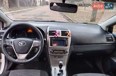 Универсал Toyota Avensis 2011 в Кривом Роге