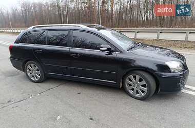 Універсал Toyota Avensis 2008 в Житомирі