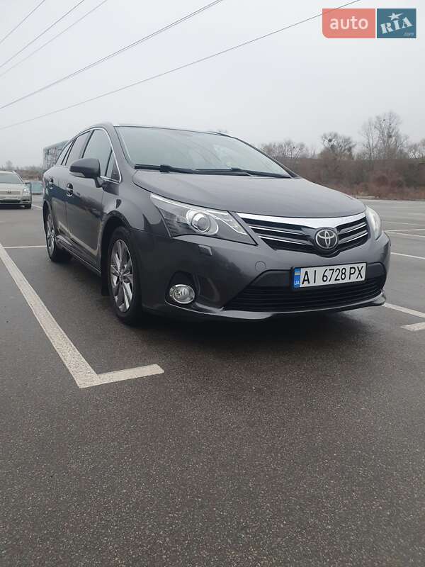 Toyota Avensis 2014