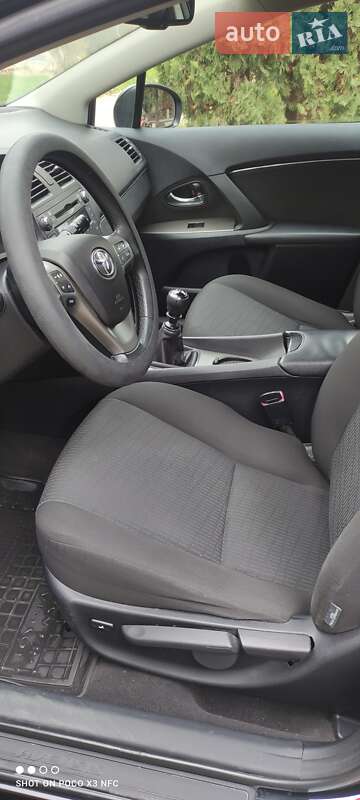 Универсал Toyota Avensis 2009 в Каменец-Подольском