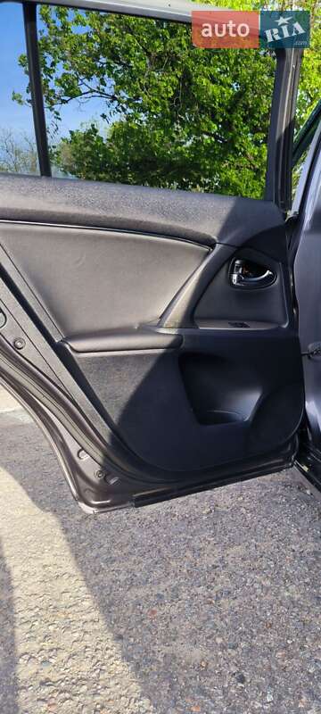 Универсал Toyota Avensis 2009 в Белгороде-Днестровском