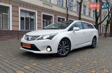 Універсал Toyota Avensis 2013 в Одесі