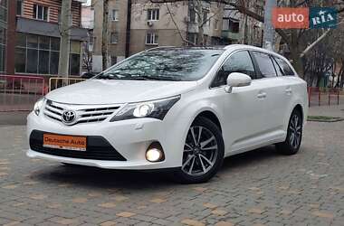 Універсал Toyota Avensis 2013 в Одесі