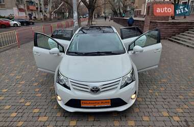 Універсал Toyota Avensis 2013 в Одесі