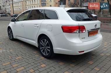 Універсал Toyota Avensis 2013 в Одесі