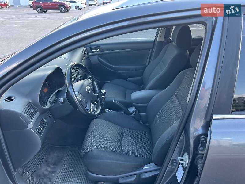 Универсал Toyota Avensis 2007 в Ивано-Франковске