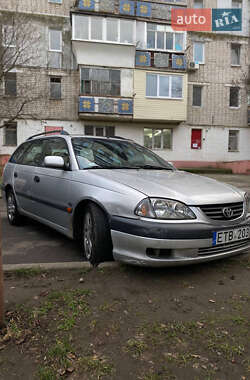 Универсал Toyota Avensis 2001 в Одессе