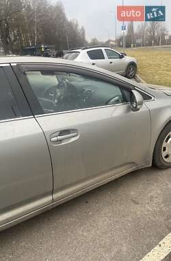 Седан Toyota Avensis 2010 в 