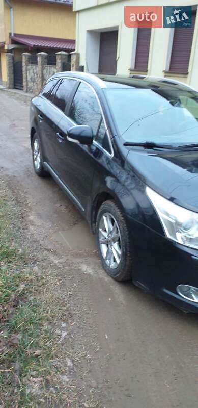 Универсал Toyota Avensis 2011 в Львове