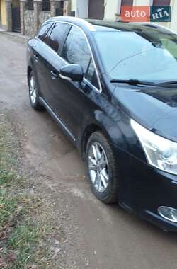 Универсал Toyota Avensis 2011 в 
