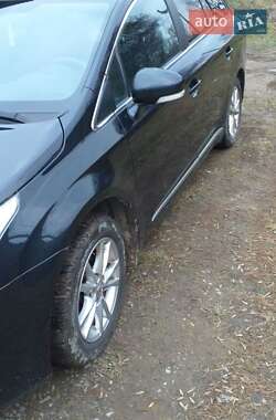 Универсал Toyota Avensis 2011 в 