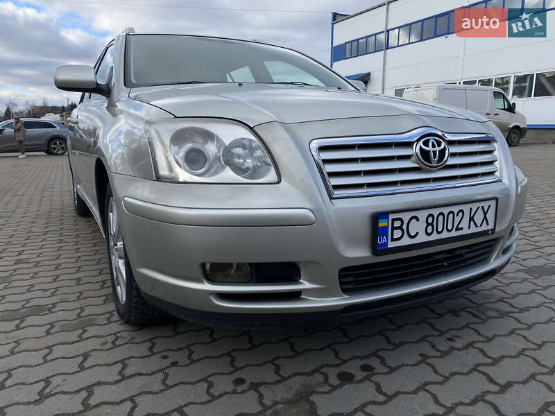 Toyota Avensis 2004