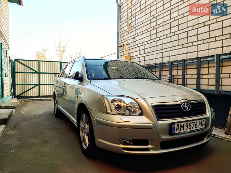 Toyota Avensis 2004