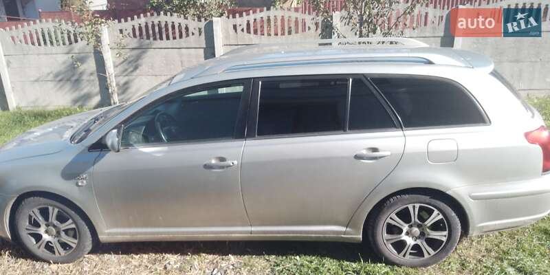 Универсал Toyota Avensis 2006 в Черкассах