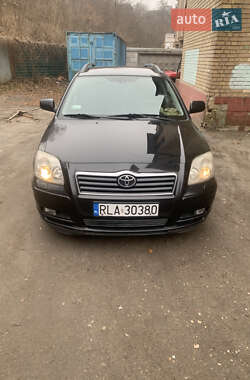 Универсал Toyota Avensis 2003 в Киеве