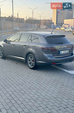 Универсал Toyota Avensis 2009 в Умани