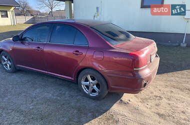 Седан Toyota Avensis 2004 в 