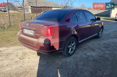 Седан Toyota Avensis 2004 в 