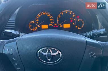 Седан Toyota Avensis 2004 в 