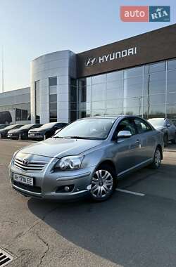 Седан Toyota Avensis 2008 в Києві