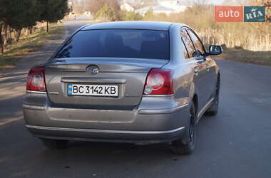 Седан Toyota Avensis 2006 в Львові