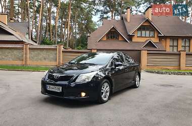 Седан Toyota Avensis 2011 в Чернигове