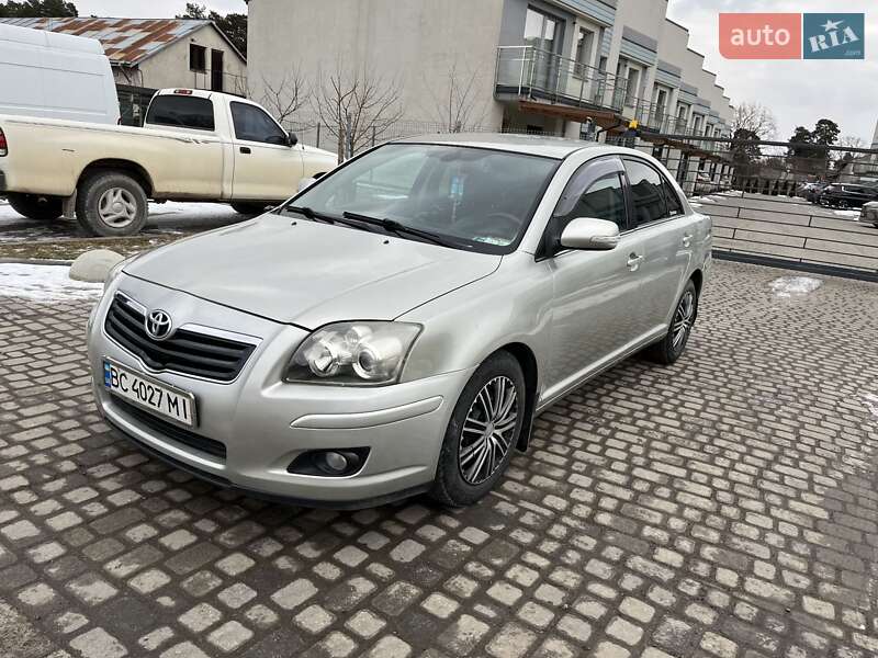 Седан Toyota Avensis 2006 в Львове