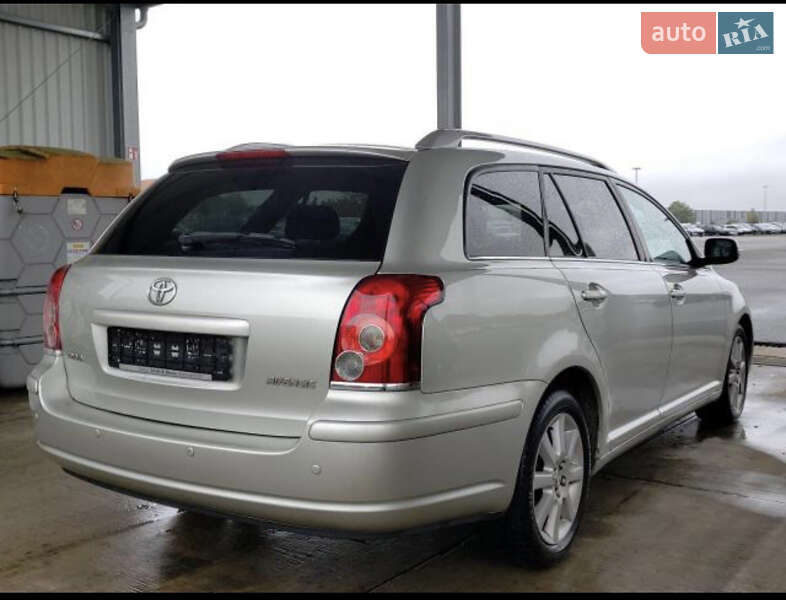 Універсал Toyota Avensis 2006 в Кам'янці-Бузькій