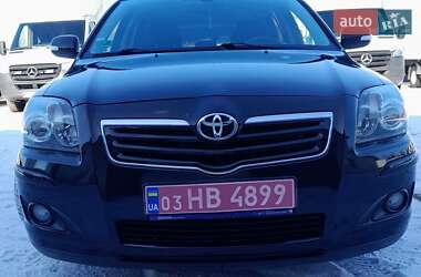 Универсал Toyota Avensis 2008 в Старой Выжевке